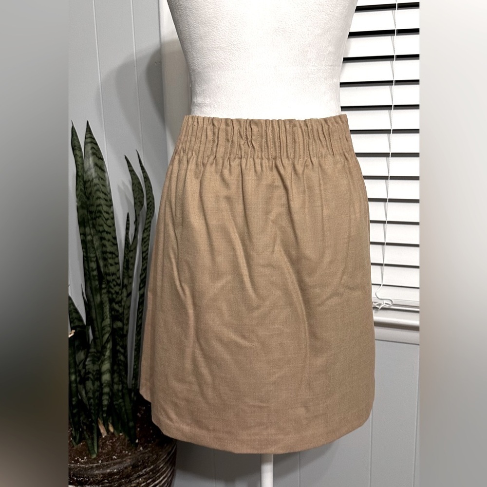 🛍️ J Crew widewaist elastic mini skirt with pockets